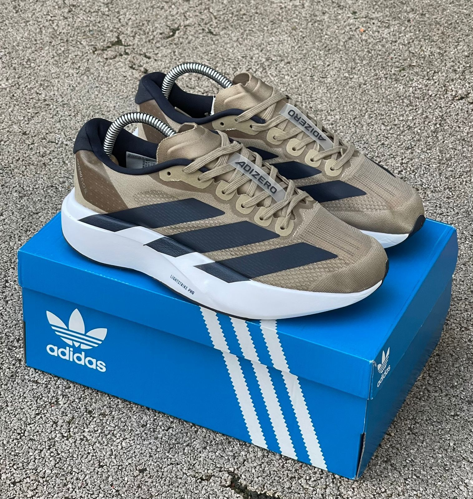 ADIDAS ADIZERO MARRON NEGRO ADIDAS ADIZERO MARRON NEGRO