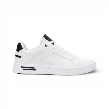 Zapato blanco de cuero.